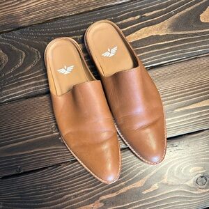 Fortress of Inca flat leather mules